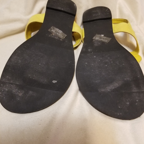 Shoes - Picture 3 of 5